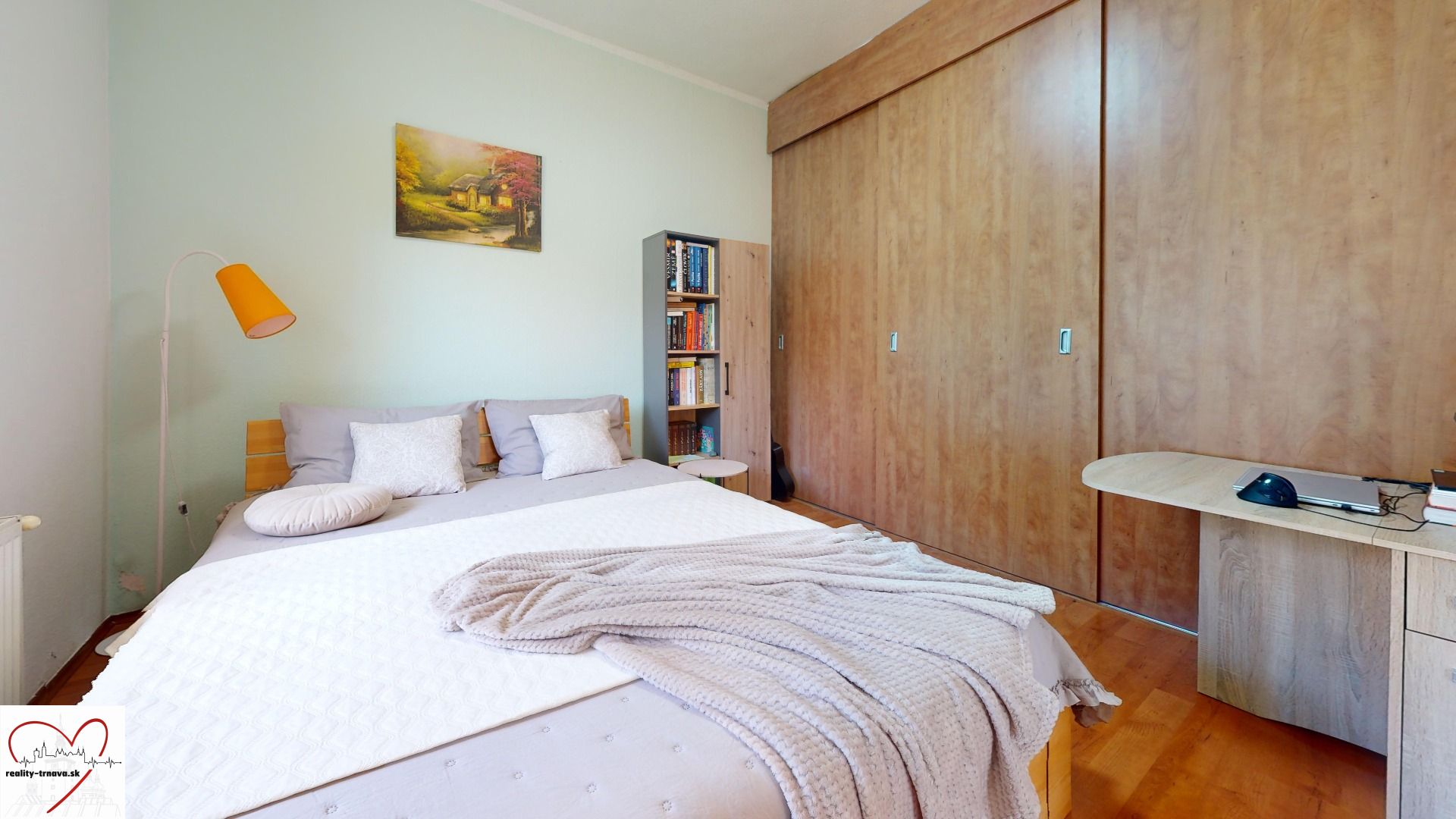 Dom-Sladkovicovo-Bedroom 1.jpg